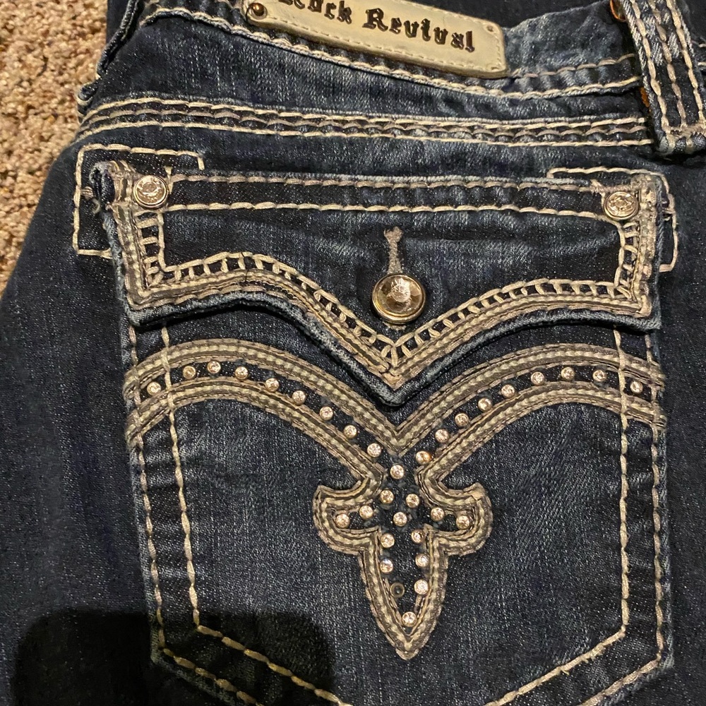 Rock Revival (#3) Darcy east boot 36x31 mid rise Med denim jeans